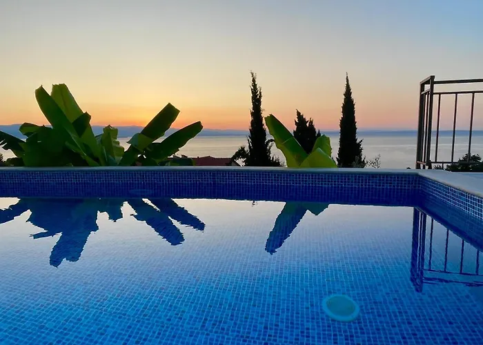 Nikolla 빌라 로브란