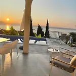 Villa Nikolla