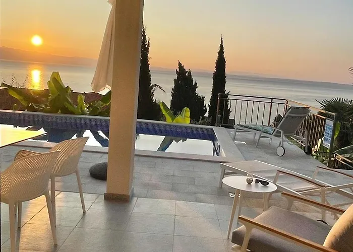 Villa Nikolla